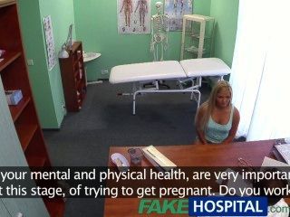 Fakehospital пациент пытается врачи спермы, чтобы забеременеть