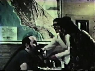 замочной скважины петли 342 1970-е годы - сцена 2