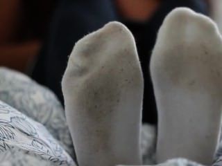 грязные белые носки лодыжки дразнить