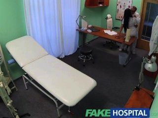 Fakehospital врачи петух и обещание повышения зарплаты остановить сексуальная медсестра