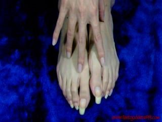Feetgoddess99 длинные, неполированный ногти на пальцах ног